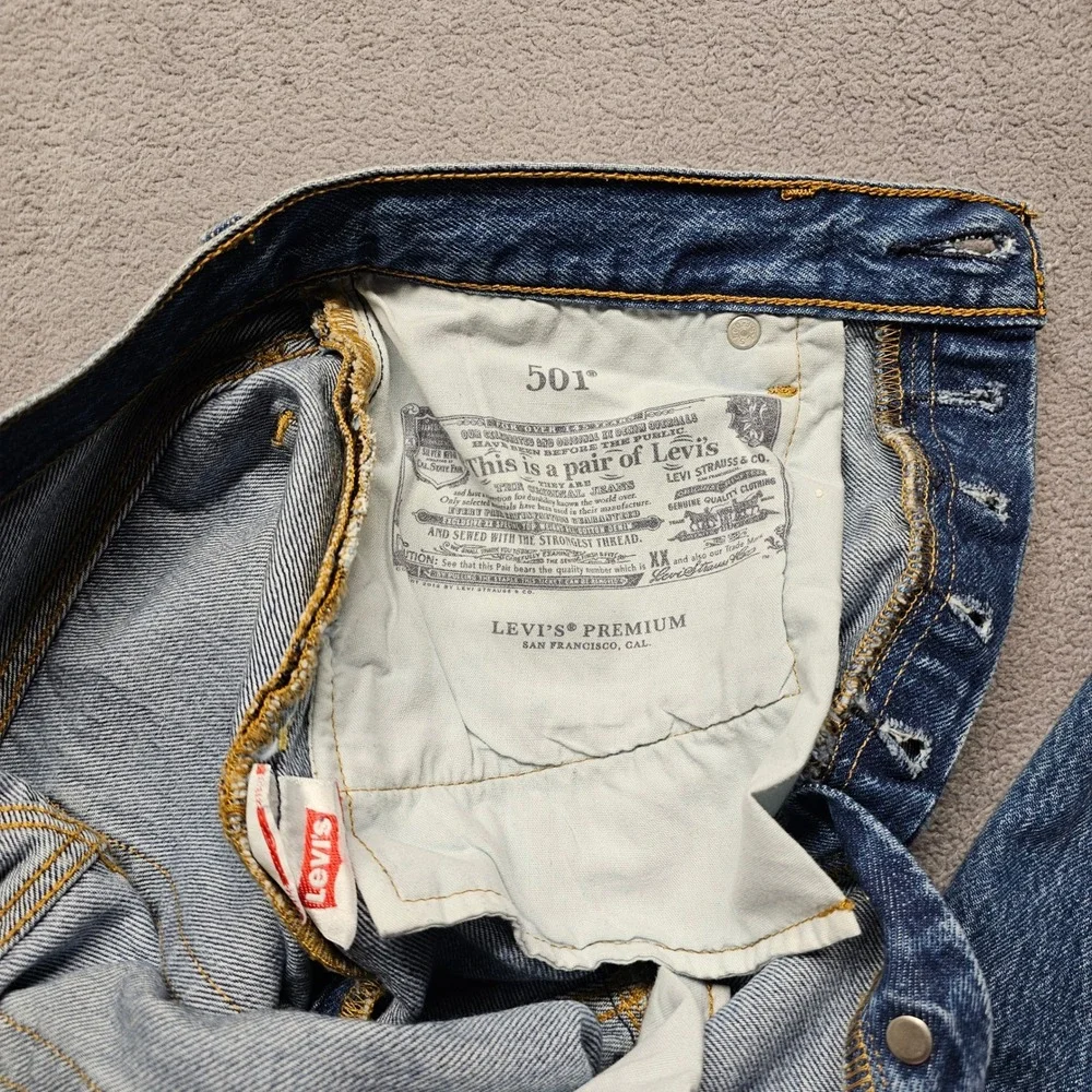 Levi's 501 Original Fit Jeans Mens 28x30 Blue Denim Medium Wash Faded Distressed